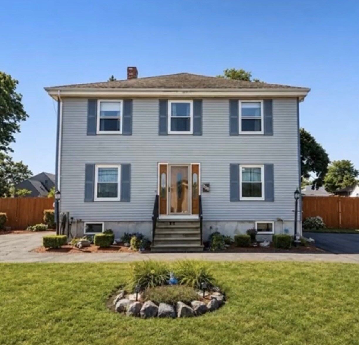 Property Photo:  200 Lynnfield St 1  MA 01960 
