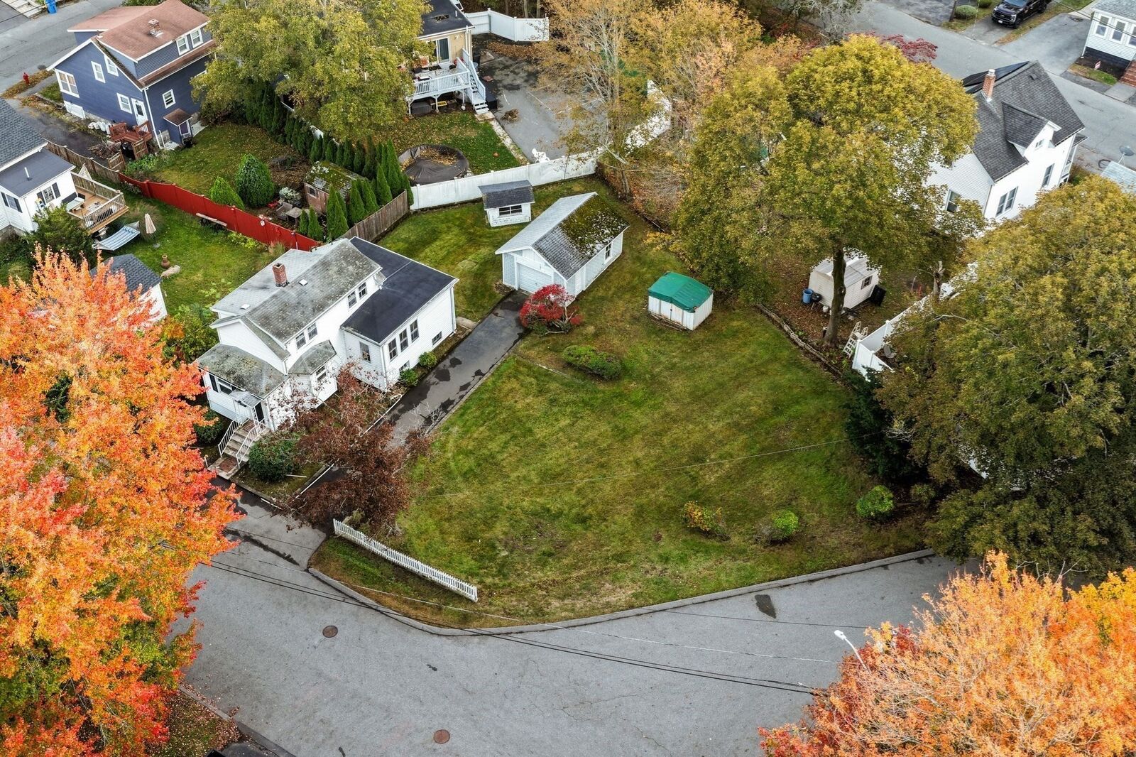 Property Photo:  6 Martin St  MA 01906 