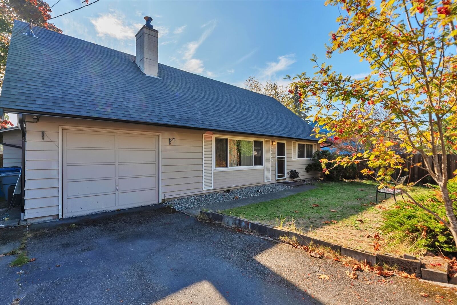 Property Photo: 175 S 3723 WA 98188