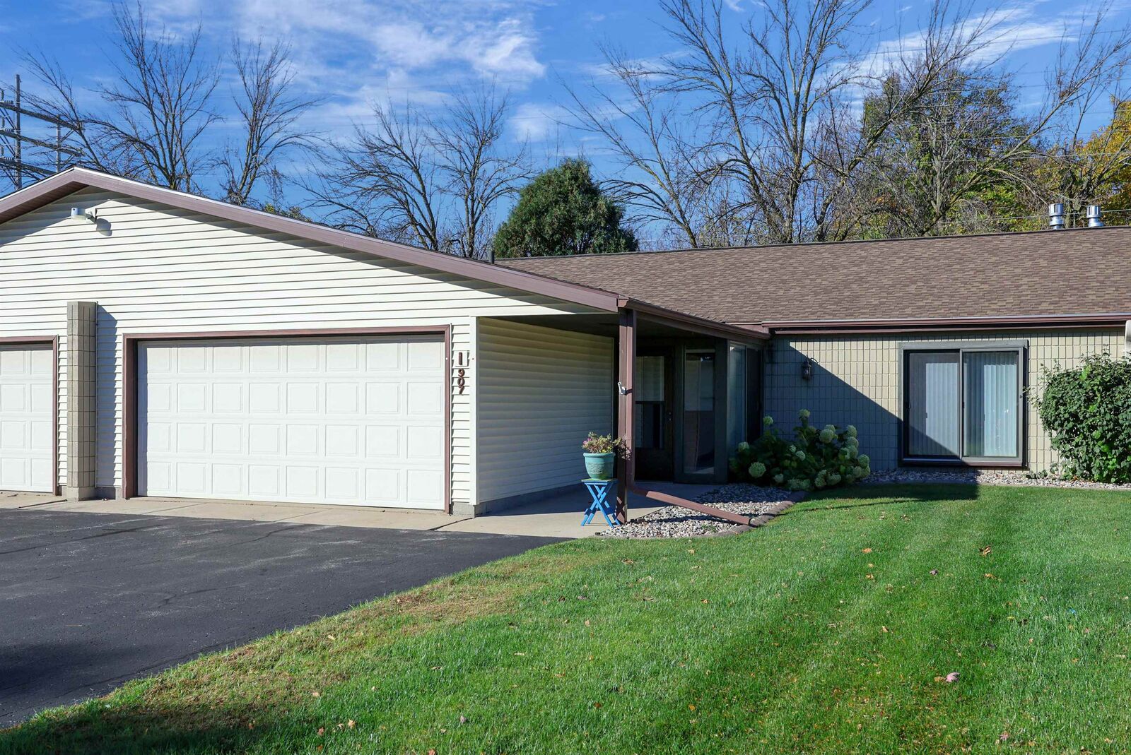 Property Photo:  907 Jacobsen Road I  WI 54956 