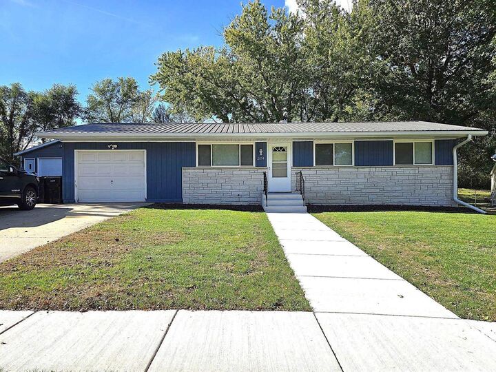 Property Photo: 2054 Linway Drive WI 53511