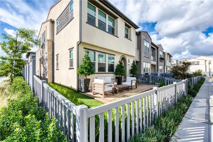 Property Photo:  556 Hazel Drive  CA 92694 