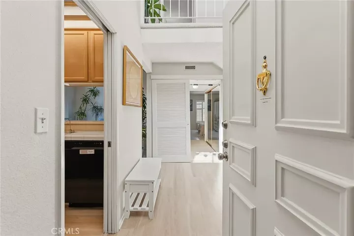 Property Photo:  5440 Lindley Avenue 302  CA 91316 