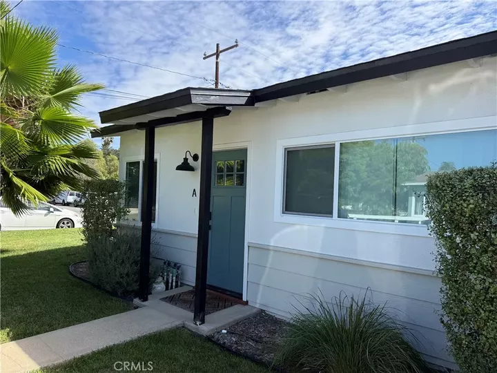 Property Photo:  241 Costa Mesa St, Unit A  CA 92627 