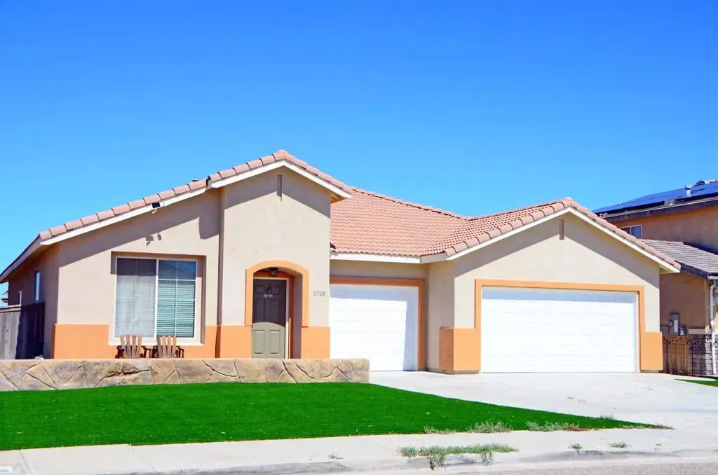 Property Photo:  11728 Trailwood Street  CA 92392 