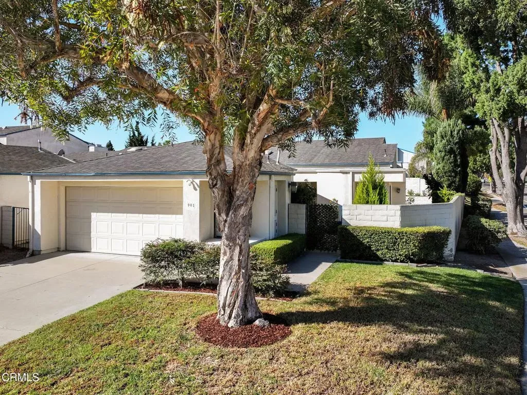 Property Photo:  901 Ruby Avenue  CA 93004 