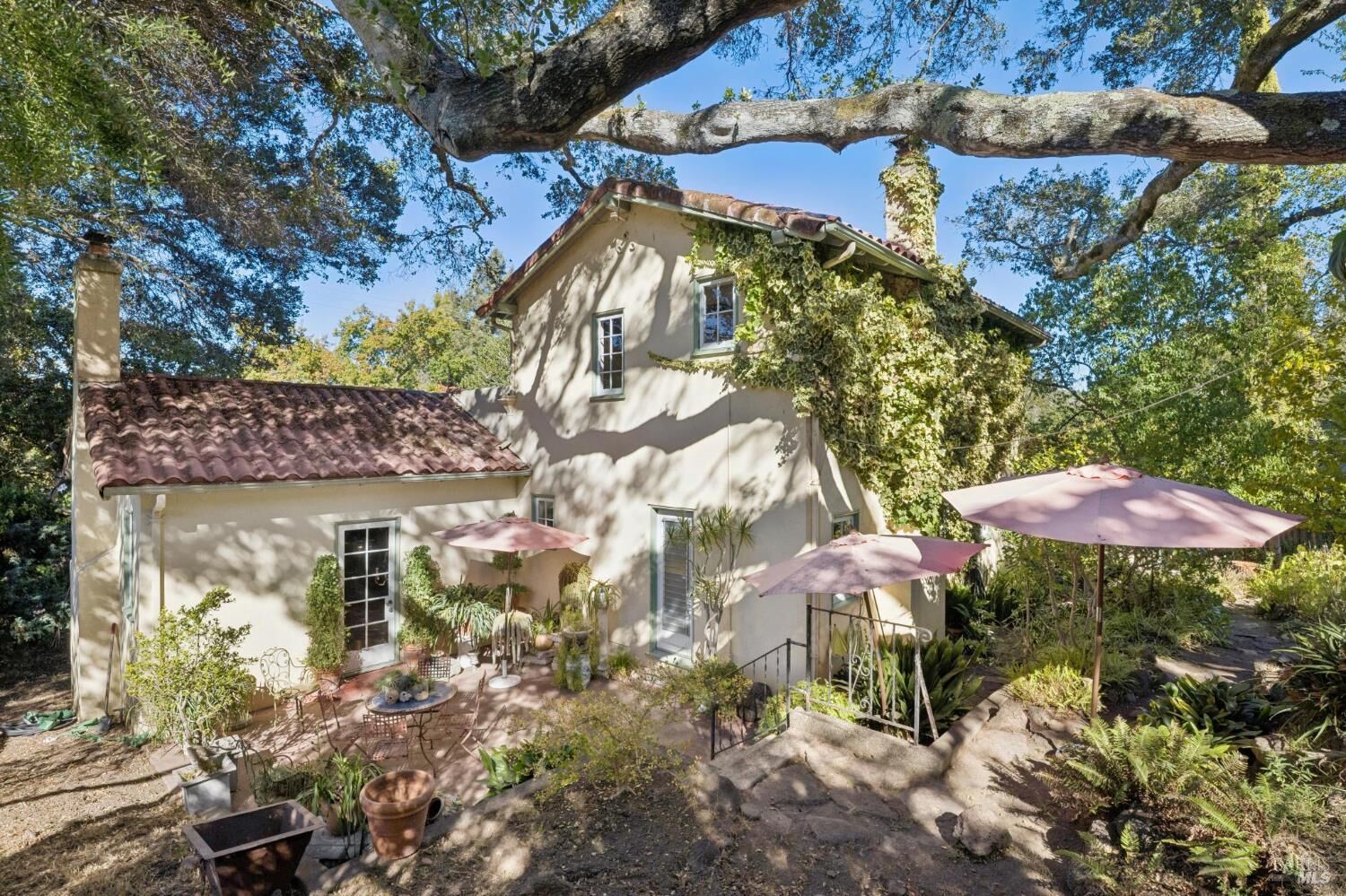 Property Photo:  610 Sunnyslope Avenue  CA 94952 