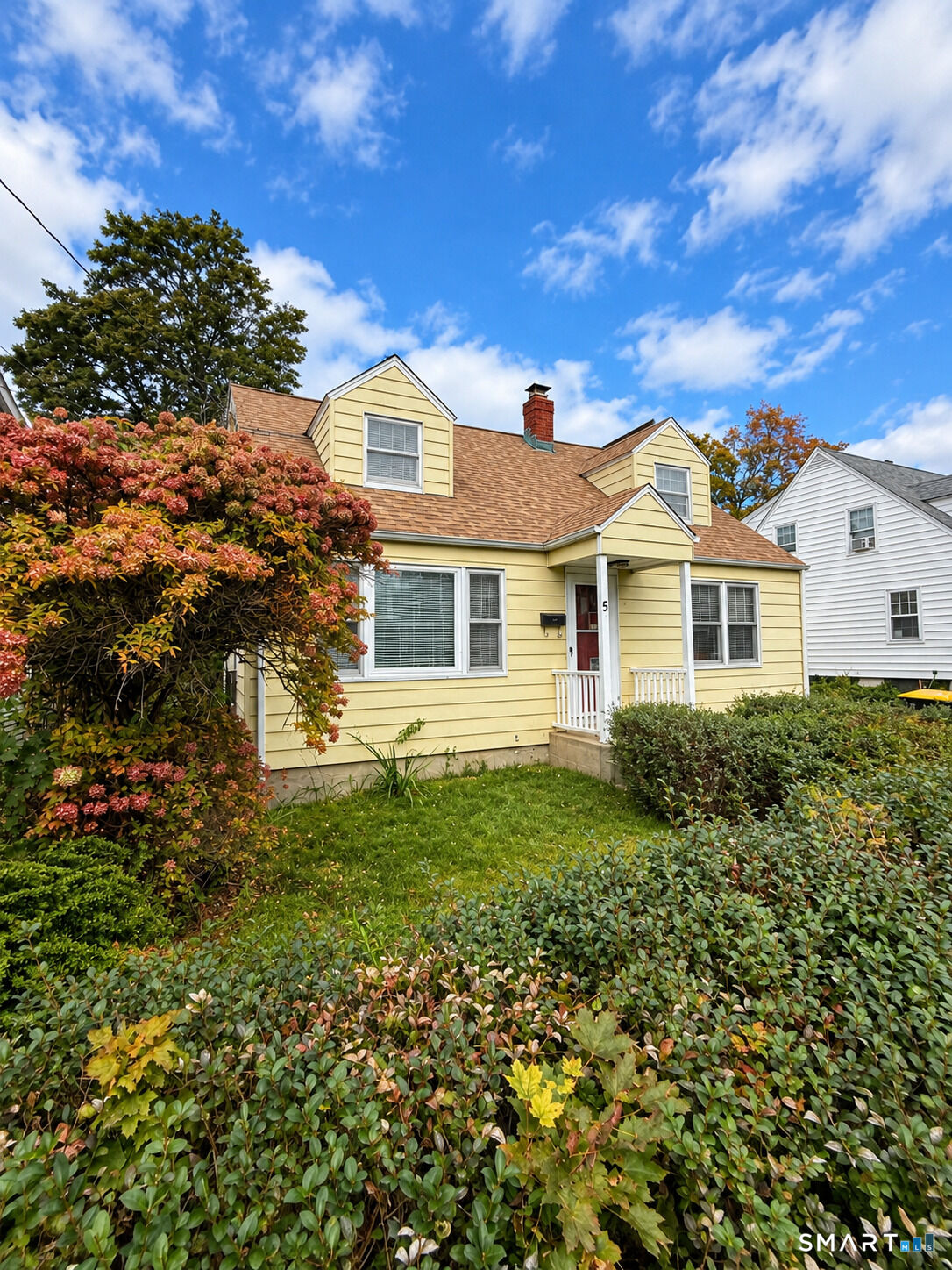 Property Photo: 5 Avon Street CT 06401