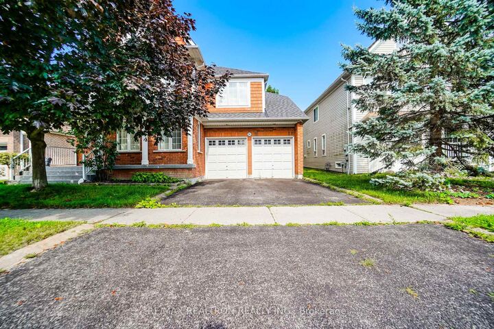 Property Photo:  96 Hoile Drive  ON L1Z 1N4 