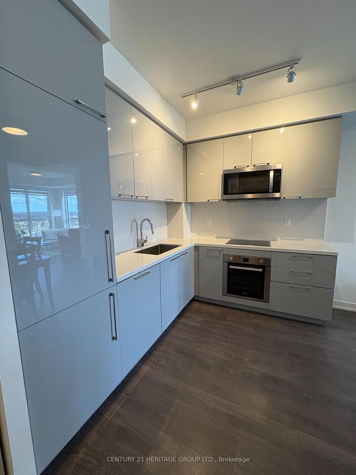 Property Photo: 1 Grandview Avenue 1002 ON L3T 0G7