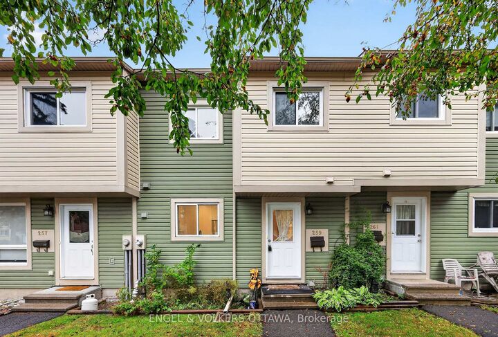 Property Photo:  259 Teal Crescent  ON K1E 2C3 