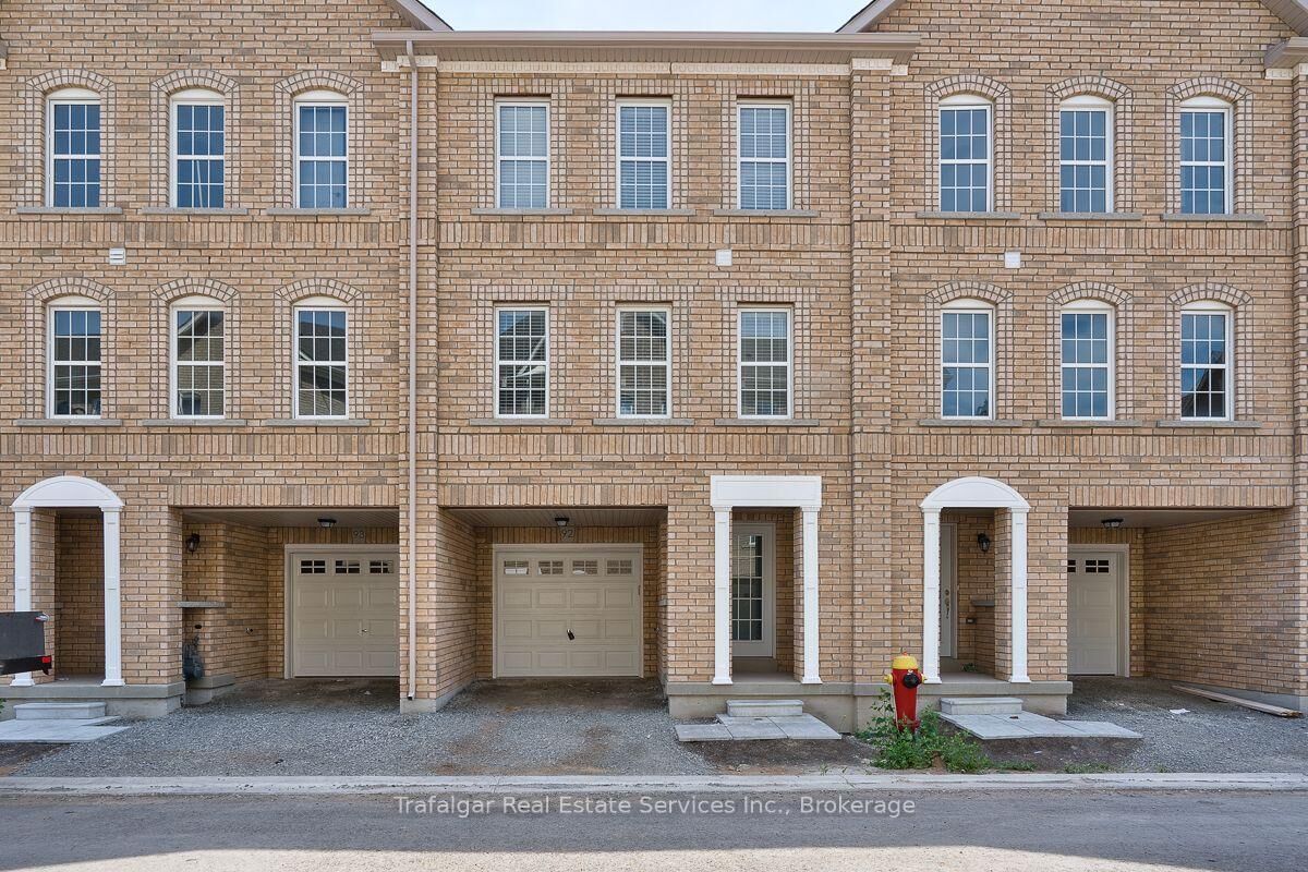 Property Photo:  2280 Baronwood Drive 92  ON L6M 0K4 