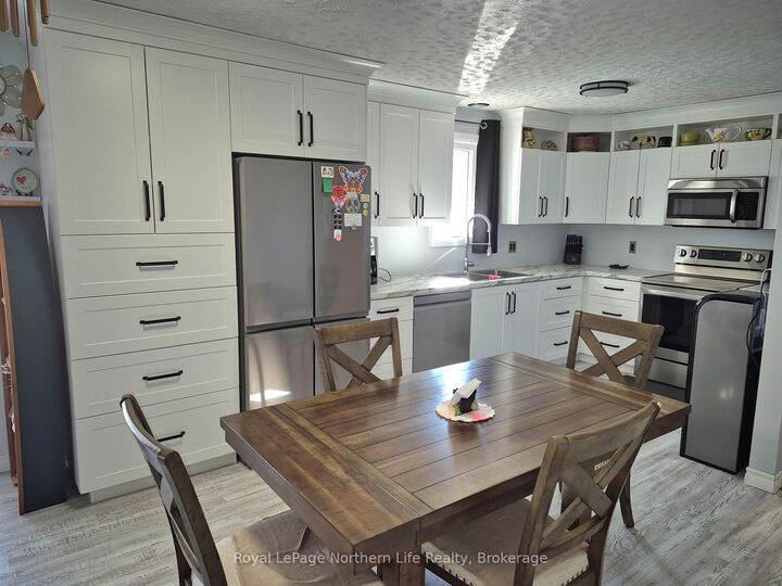 Photo de la propriété:  67 Chenier Road  ON P0H 1V0 