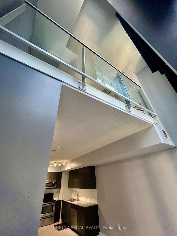 Property Photo: 15 Brunel Court 107 ON M5V 3Y7