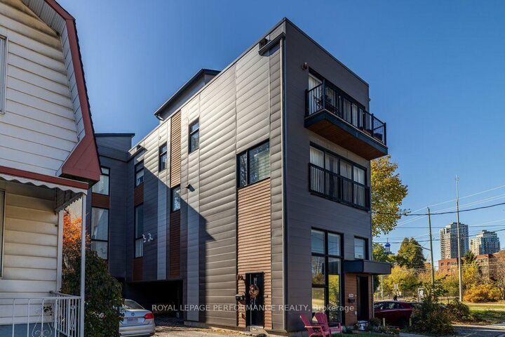 Property Photo:  206 Manchester Avenue B  ON K1Y 1Y9 