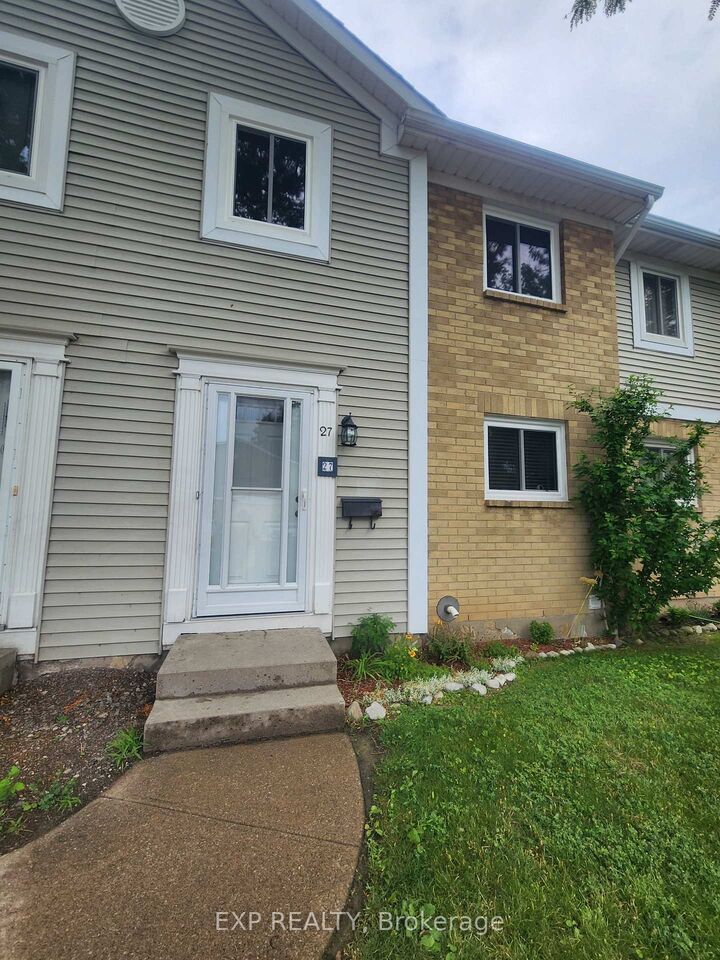 Property Photo:  38 Elma Street 27  ON L2N 6Z3 