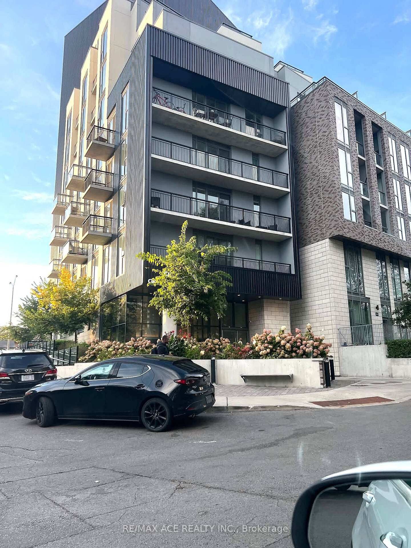Property Photo: 90 Glen Everest Road 402 ON M1N 0C3