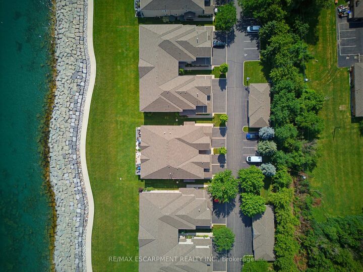 Property Photo:  484 Millen Road 15  ON L8E 6G4 