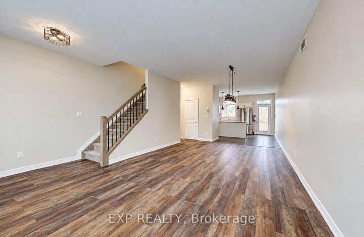 Property Photo:  30 Balmoral Street 11  ON N3L 0C8 