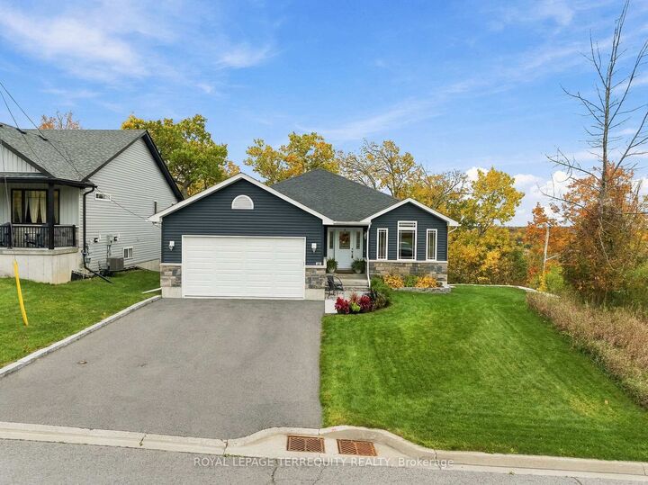 Property Photo:  89 Harris Street  ON K0L 1L0 