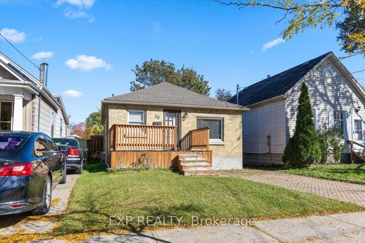 Property Photo:  30 Glenwood Avenue  ON N5Z 2P8 
