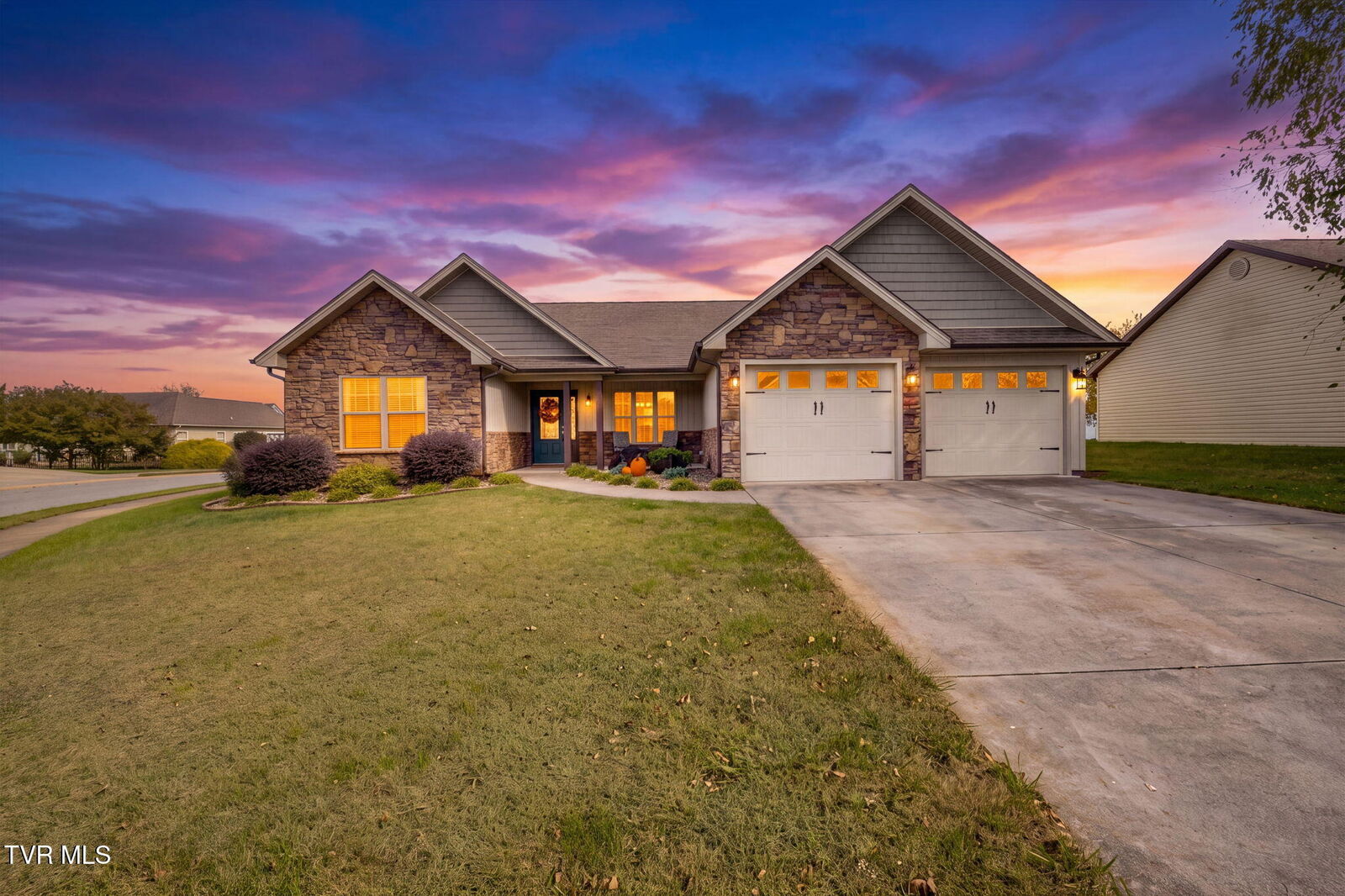 Property Photo:  141 Blackwood Way  TN 37615 