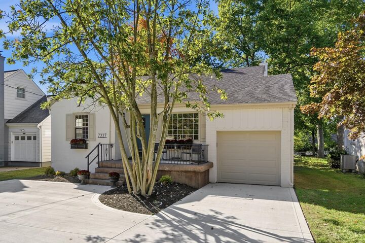 Property Photo: 7227 Hosbrook Road OH 45243