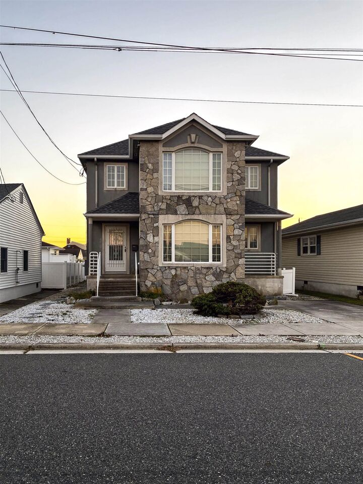 Property Photo:  216 E Newark  NJ 08260 