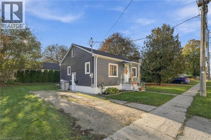 Property Photo:  334 North Davidson Avenue  ON N4W 3A6 