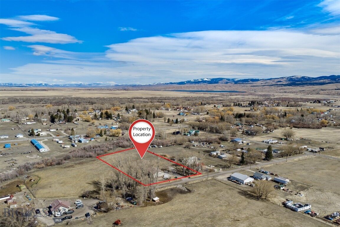 Property Photo: 219 Ayers Street MT 59711