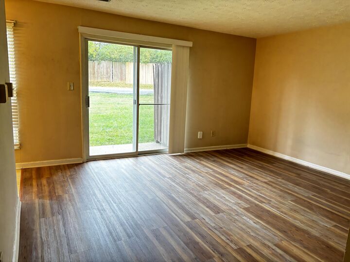 Property Photo: 1310 Louisville Road 21 KY 40601