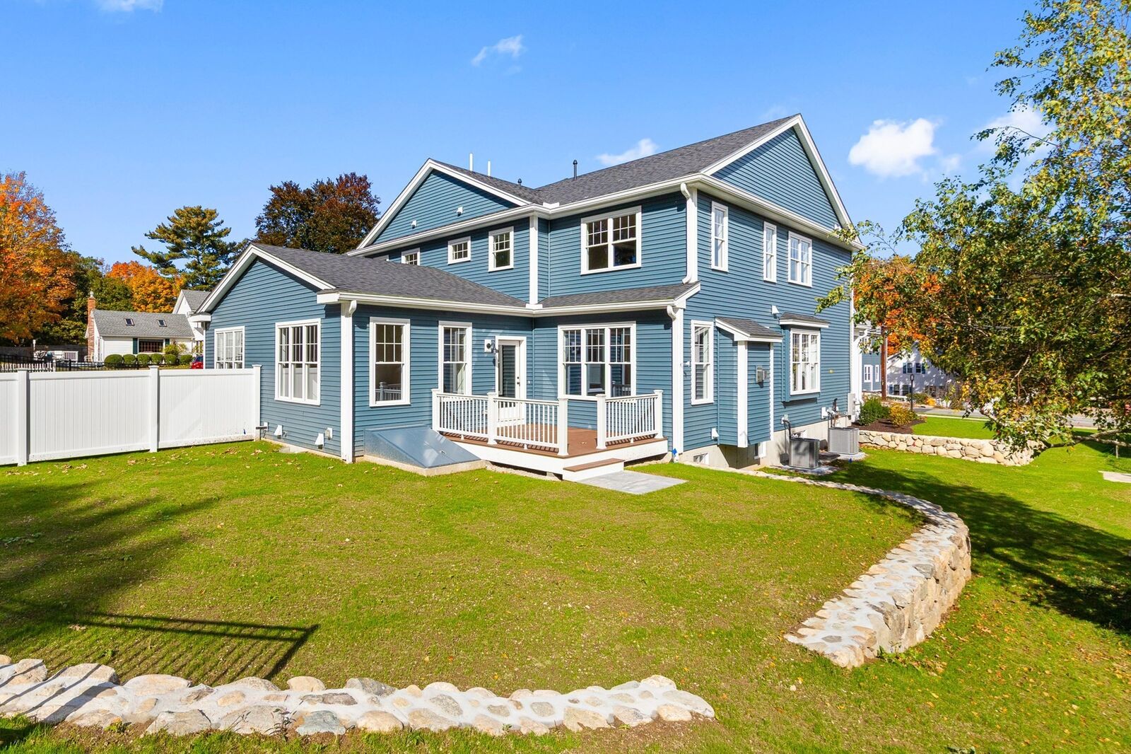 Property Photo:  37 School St 37  MA 01801 