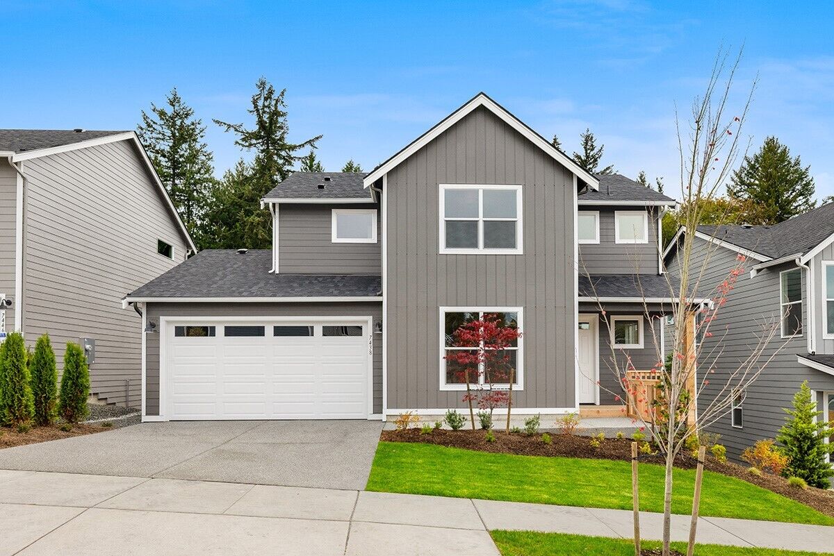Property Photo: 7438 44th Place NE WA 98270