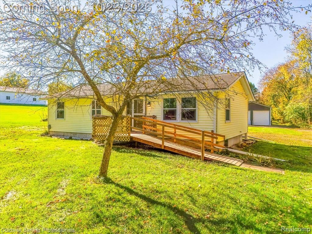 Property Photo:  7226 Lamb Road S  MI 48158 