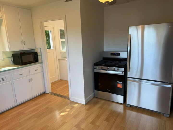Property Photo:  319 D Street B  CA 94063 