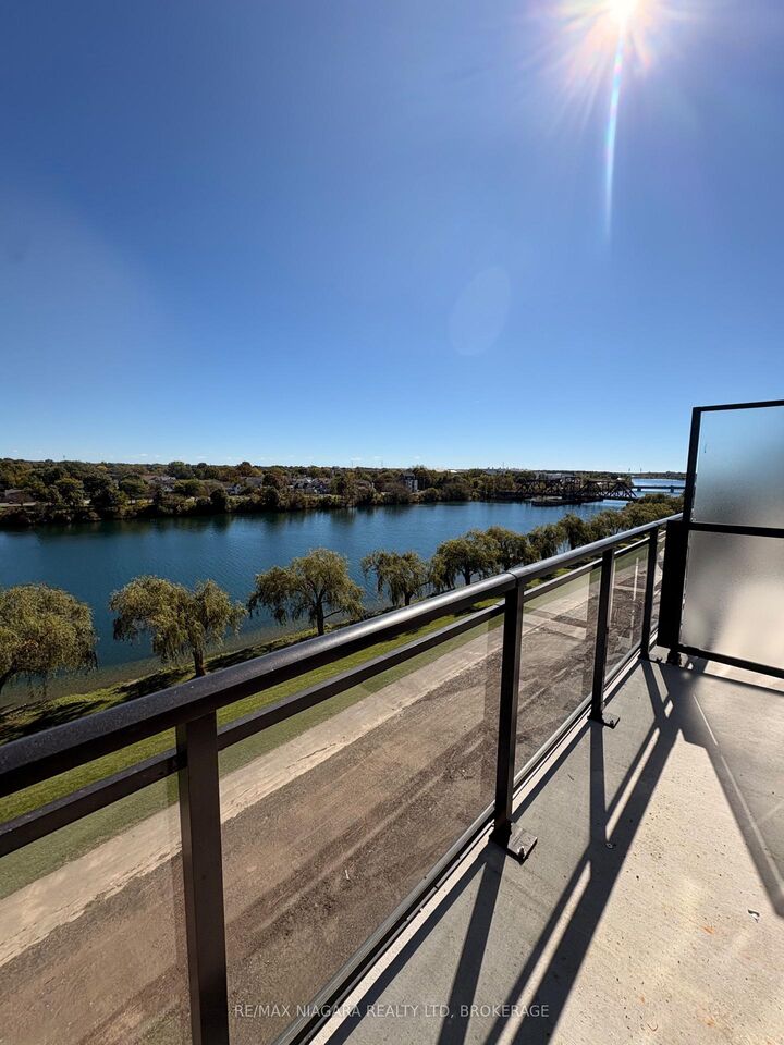 Property Photo:  350 Prince Charles Drive S  ON L3C 0L6 