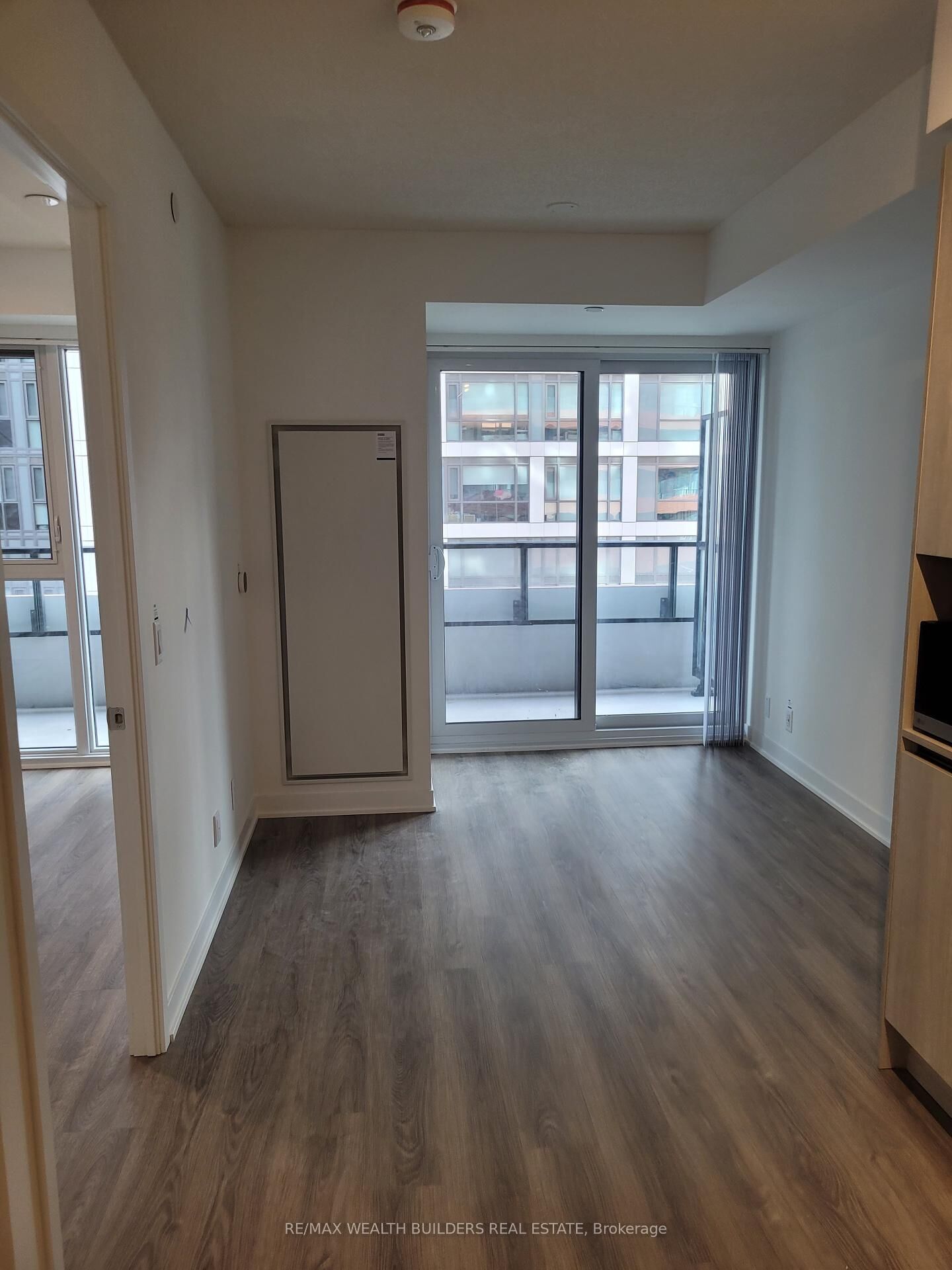 Property Photo:  180 Front Street E 610  ON M5A 0A9 