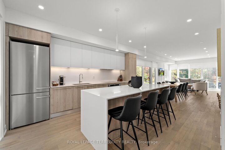 Property Photo:  35 Rockmount Crescent  ON P1P 0A6 