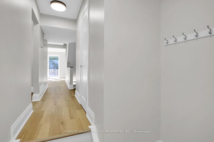 Property Photo:  136 Bentbrook Crescent  ON K2J 3Y3 