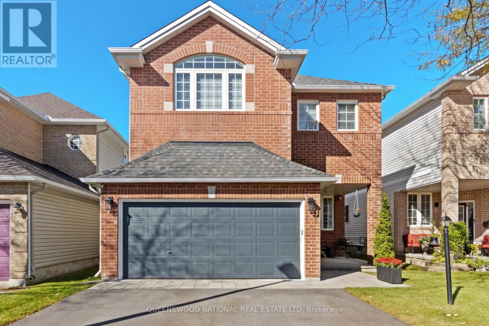 Property Photo:  100 Fairlop Way  ON K2J 5B6 