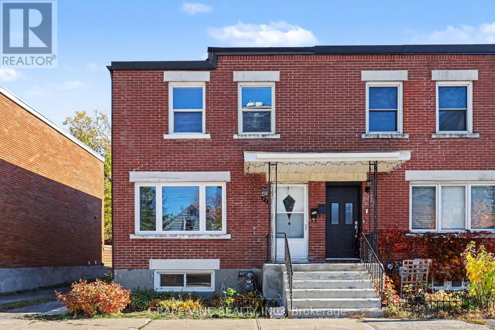 Property Photo:  371 Larouche Street  ON K1L 7L1 