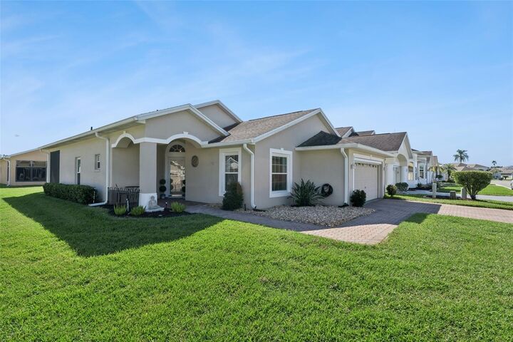 Property Photo:  159 Red Maple Pass  FL 33837 