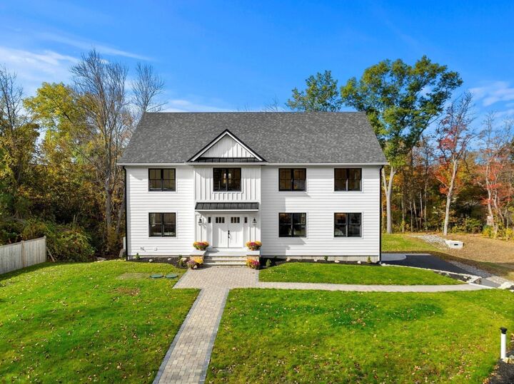 Property Photo:  5 Lee Avenue  MA 01887 