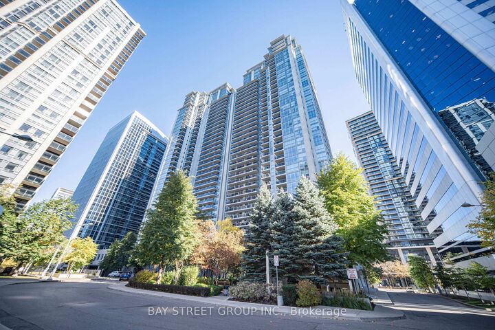 Property Photo: 4978 Yonge Street 2810 ON M2N 5N7