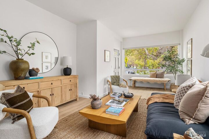 Property Photo:  413 D Street  CA 94901 