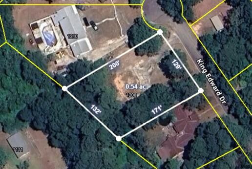 Property Photo:  1208 King Edward Drive  GA 31021 