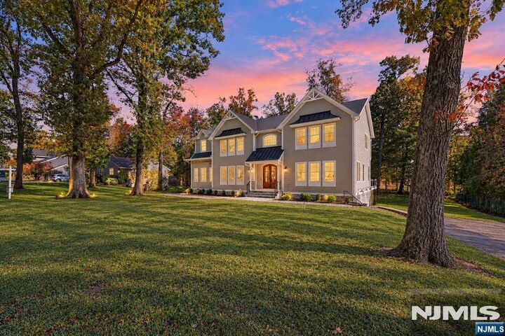 Property Photo:  38 Brookside Terrace  NJ 07006 