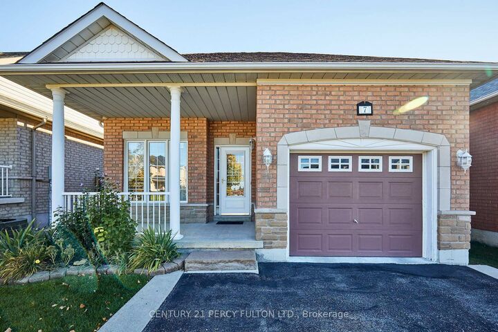 Property Photo: 7 Bridlewood Boulevard ON L1R 3C7