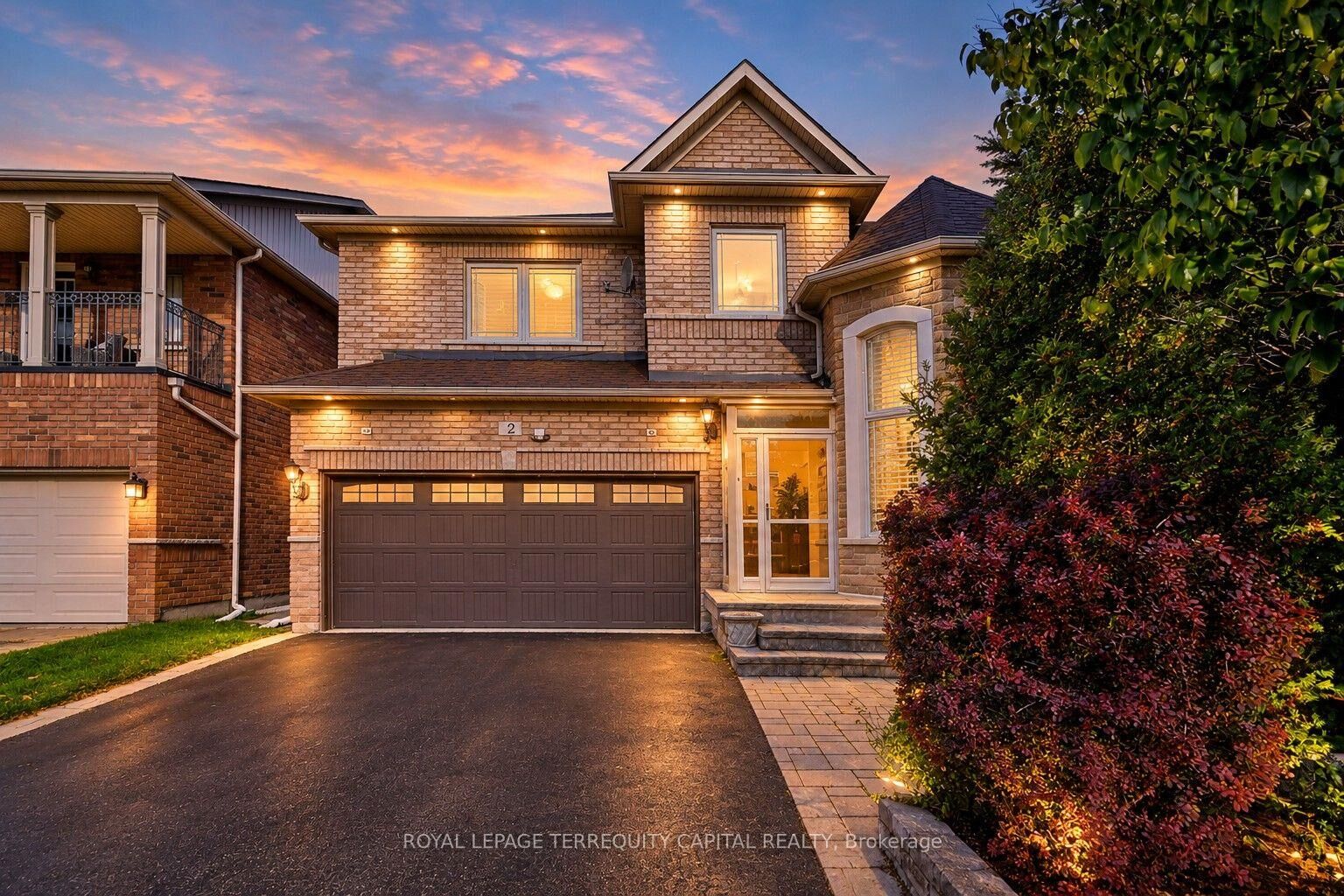 Photo de la propriété:  22 Pedersen Drive  ON L4G 7R4 