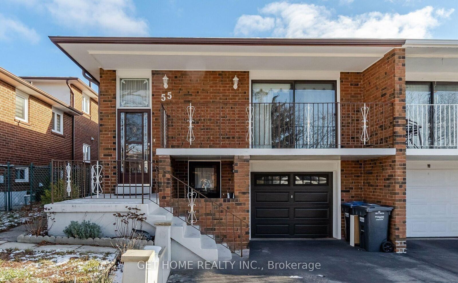 Property Photo: 55 Major Oaks Drive #Main ON L6V 3K1